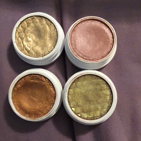 Makeup bundle NOT AVAILABLE - Picture 8 of 8